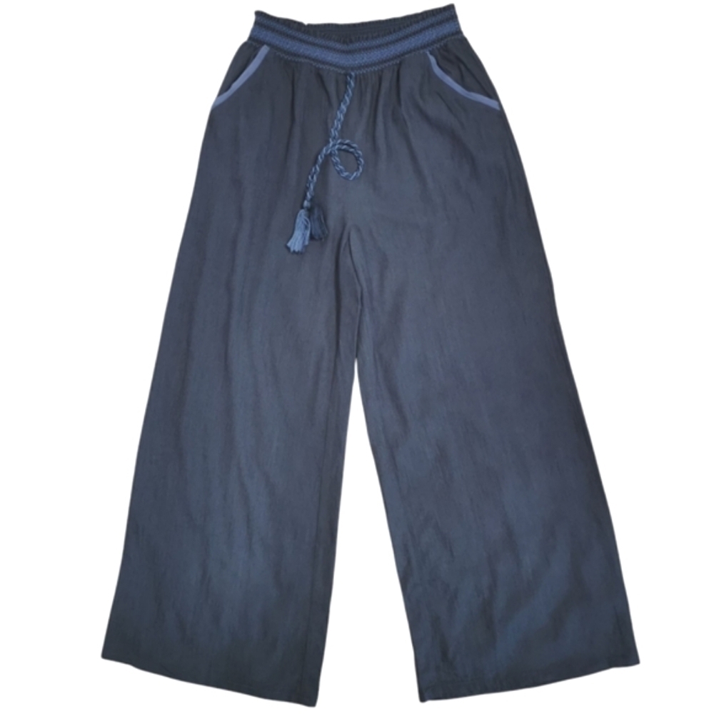 Le Lis Lightweight Wide Leg High Rise Tie Waist Flowy Pants in Blue - Sz M